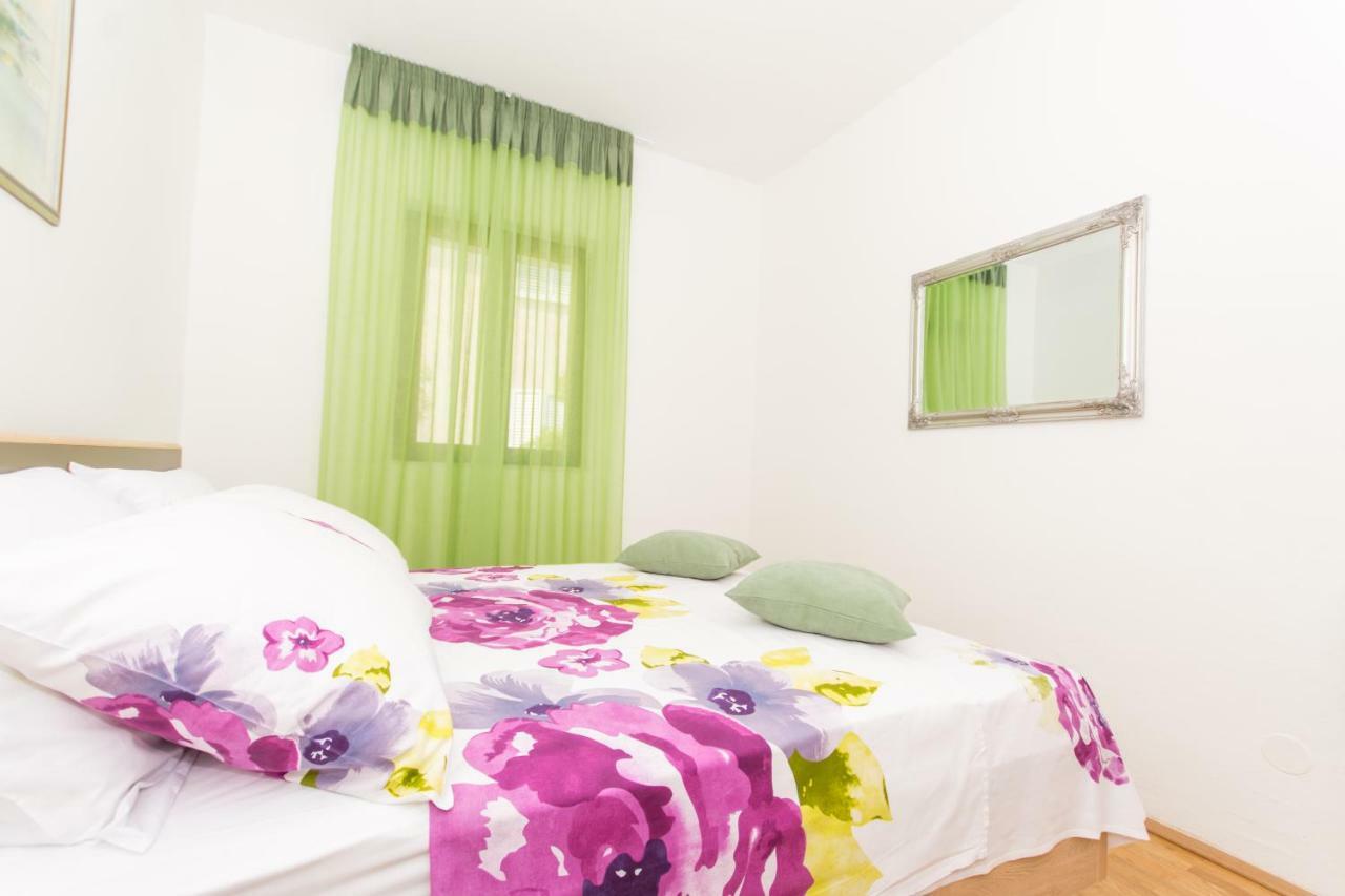 Holiday Home Ruzmarin Trogir Buitenkant foto