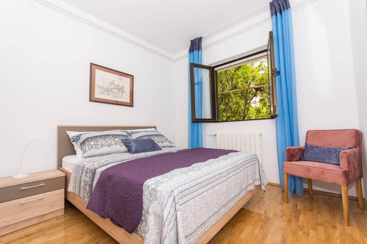 Holiday Home Ruzmarin Trogir Buitenkant foto