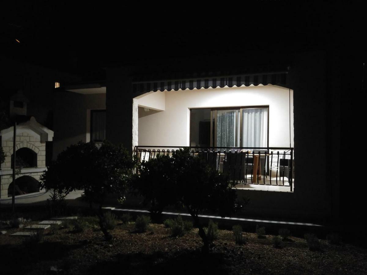 Holiday Home Ruzmarin Trogir Buitenkant foto